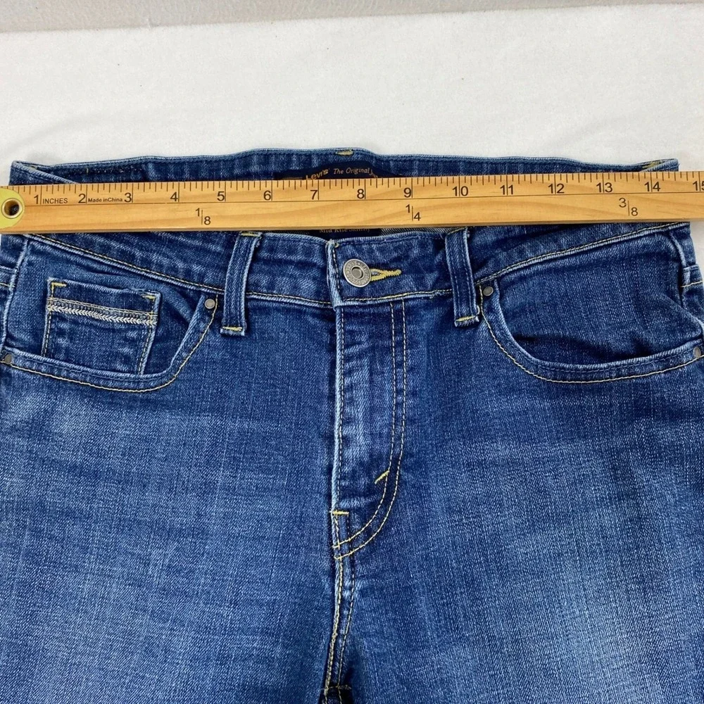 Levis ensure garment dark